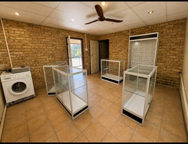 3 BEDROOM HOUSE FOR SALE IN VANDERBIJLPARK SE 1
